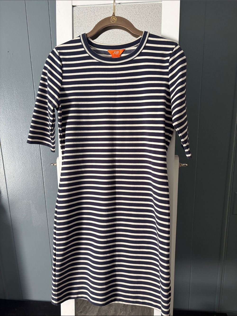 Navy/Cream striped bodycon above knee dress
